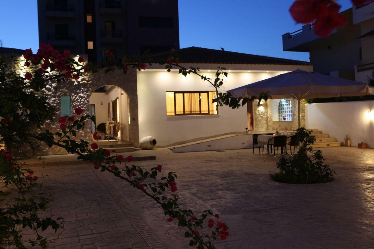 Villa Vanilla 圣塞多罗伊 外观 照片